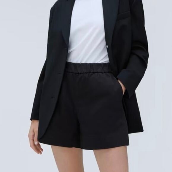 Everlane The Easy Short Black Size 0 NWT - Picture 1 of 6